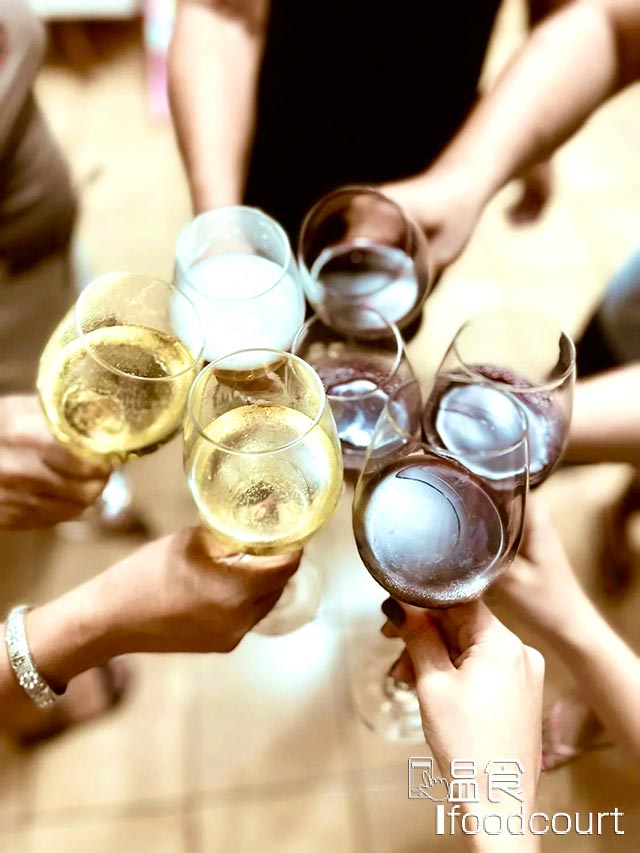 happy hour