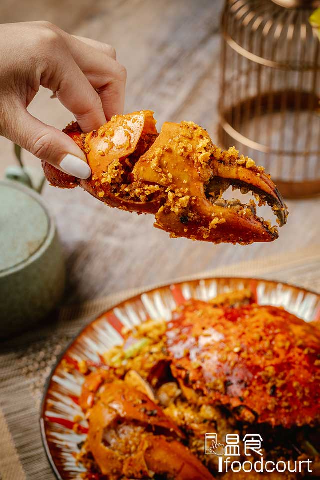橋底避風塘香爆肉蟹