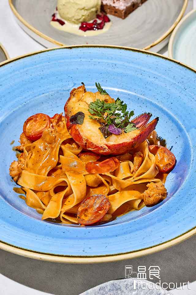 龍蝦闊條意粉